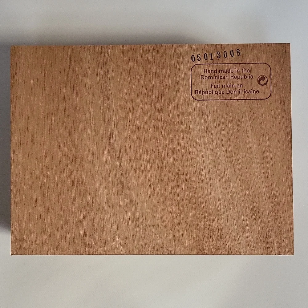 The Griffin's Robusto Tubos Empty Wood Cigar Box